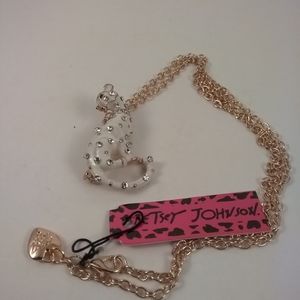Betsey Johnson Cat Pendant  Brooch White